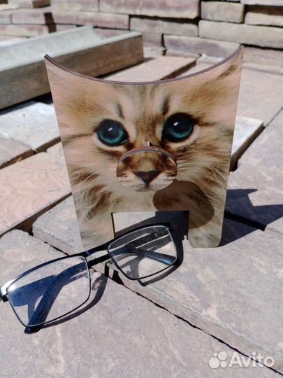 Настольный органайзер. Подставка для очков