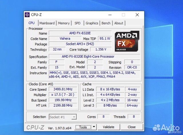 Материнская плата с процессором и памятью