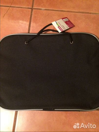 Папка на молнии с ручками А4