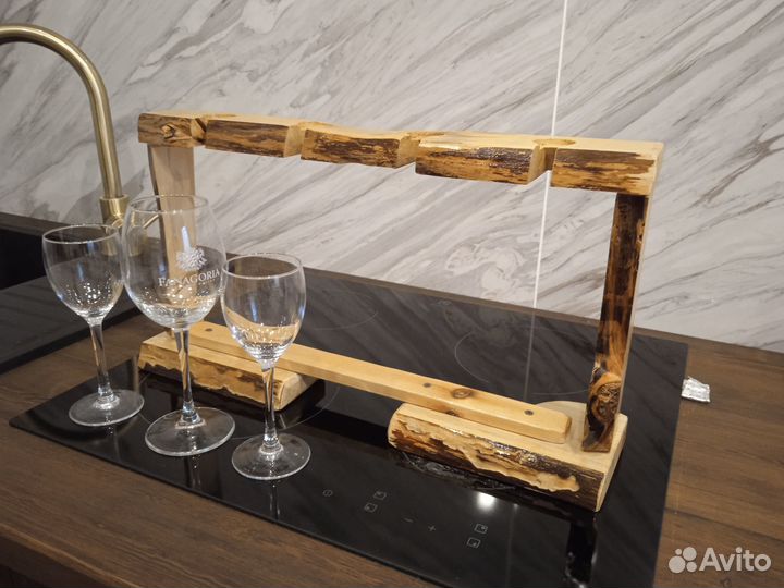 Подставка под бокалы для вина