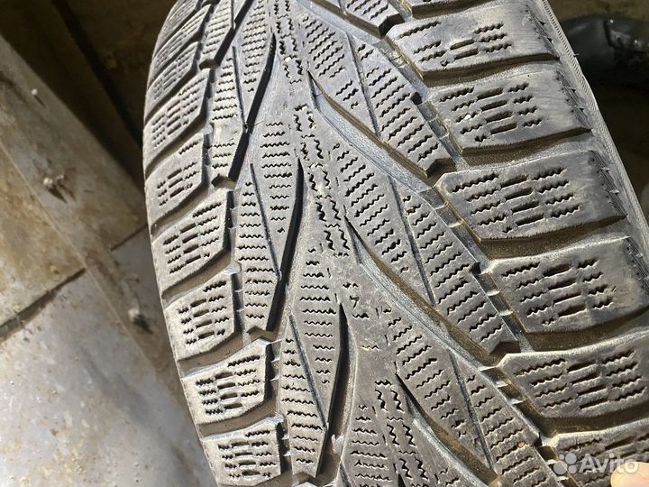 Nokian Tyres Hakkapeliitta R2 SUV 235/60 R18 107W