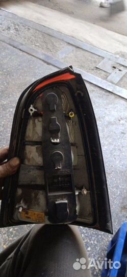 Стоп-сигнал задний правый Opel Vectra универсал