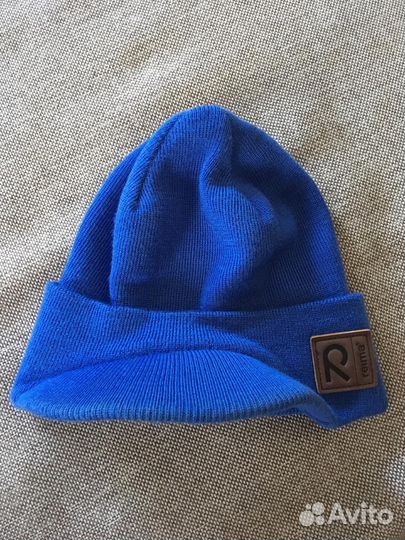 Шапка с козырьком 