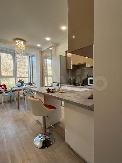 2-к. квартира, 58 м², 8/11 эт.
