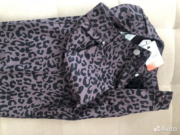 Женские брюки-бананы