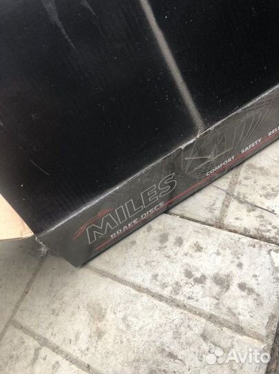 Тормозной диск задний qx56