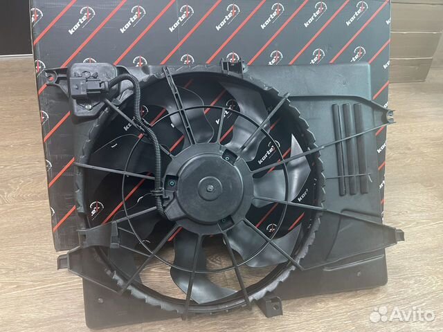 Вентилятор диффузор Hyundai Tucson 2016-19