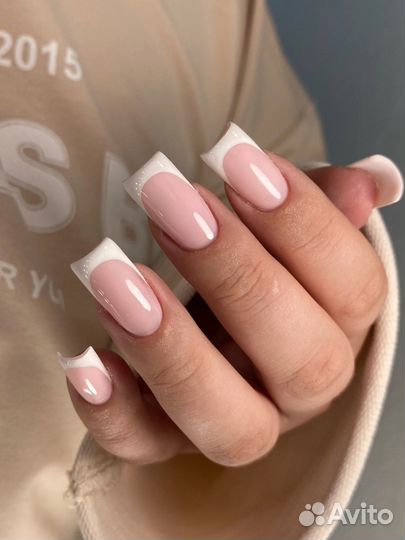 Модель на маникюр наращивание, покрытие