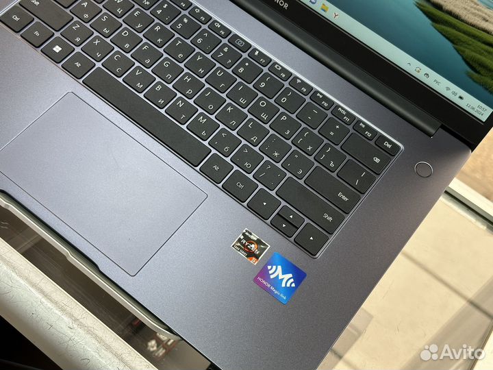 15.6 Honor MagicBook 15 BMH-WDQ9HN (5301afvt)