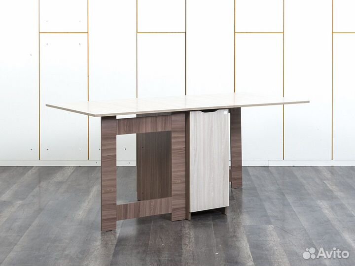 Офисный стол