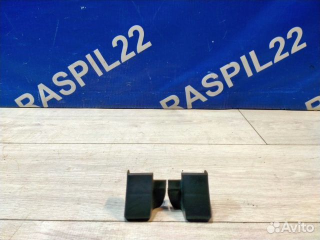 Молдинг на заднюю арку Toyota Mark Ii JZX100 1jzge