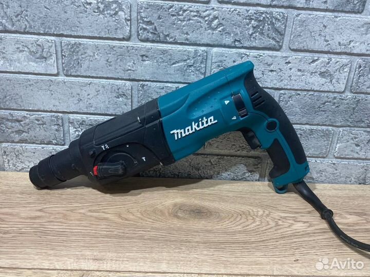 Перфоратор makita HR 2470