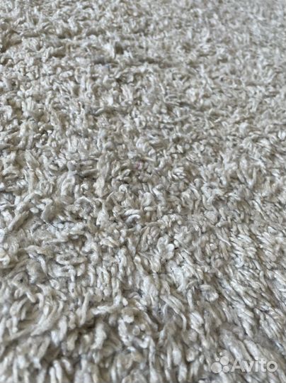 Ковер напольный белый