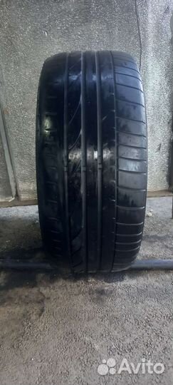 Bridgestone Potenza RE050A 235/45 R17