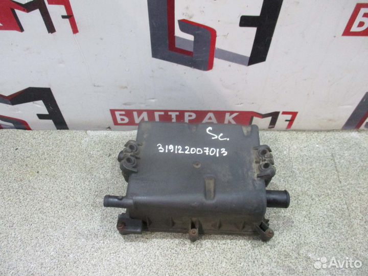 Корпус фильтра картерных газов в сборе двигателя DC12 scania R, P, G