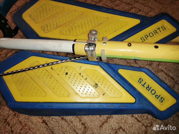 Самокат детский (инерционный) трехколесный бу