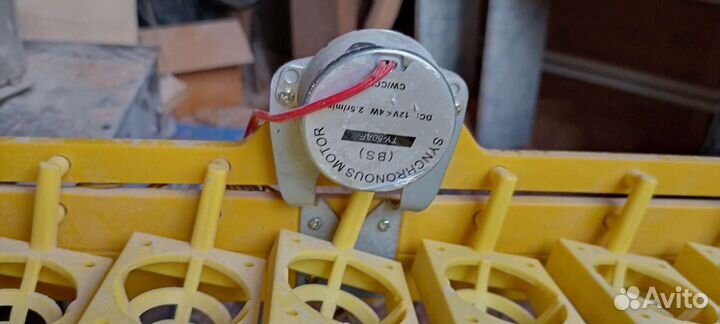 Поворотный лоток