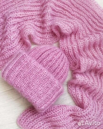 Зимний вязаный мохеровый комплект