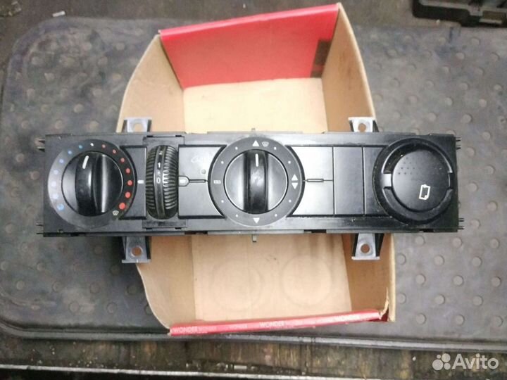 Блок управления отопителем Мерседес Спринтер 906