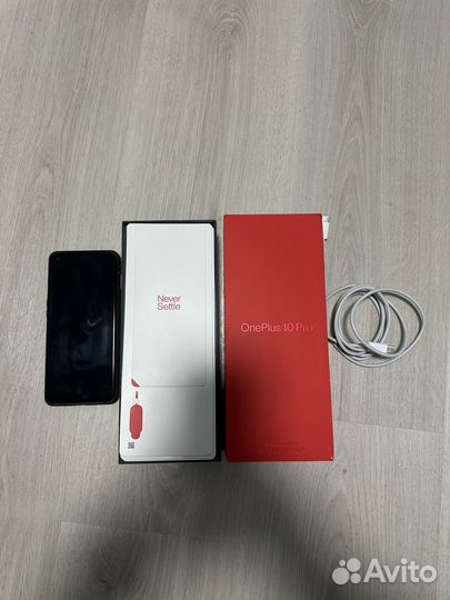 Телефон oneplus 10pro