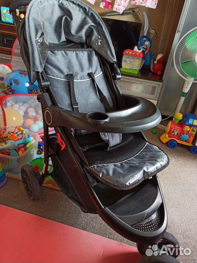 Прогулочная коляска urbini
