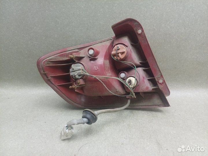 Фонарь задний правый Hyundai Getz 1.4 G4EE MT 2008