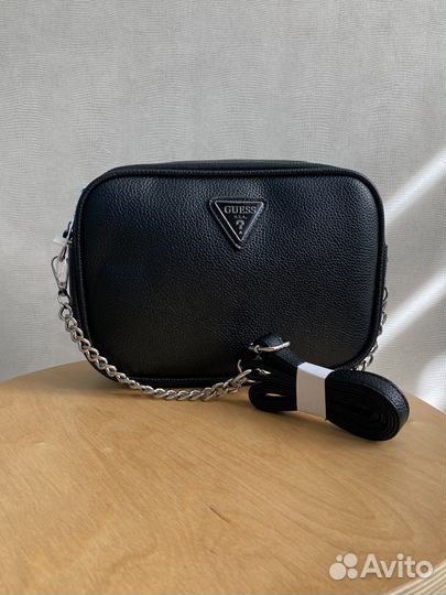 Сумочка женская через плечо новая Guess