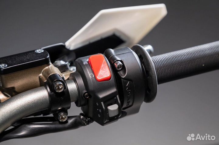 SUR-RON ultra BEE trail в наличии