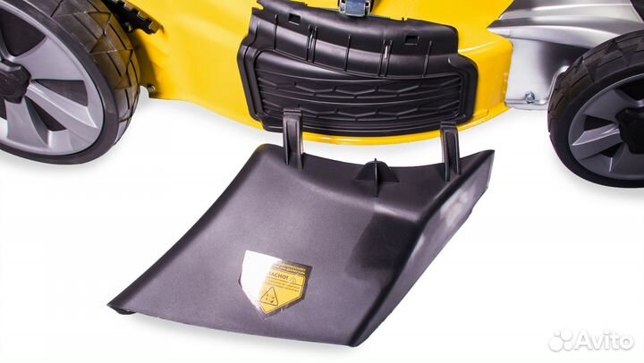 Бензиновая газонокосилка Champion LM5347