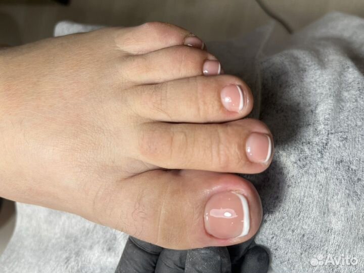 Мастер маникюра и педикюра