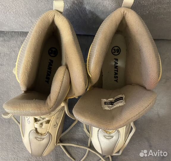 Коньки женские 39 размер /бу