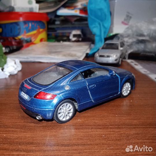 Модель автомобиля Audi TT 2008 1:36