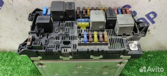 Блок предохранителей Mercedes-Benz W211 седан 2.2