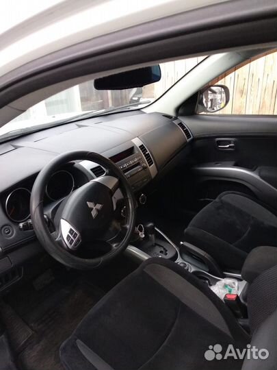 Mitsubishi Outlander 2.4 CVT, 2010, 135 000 км