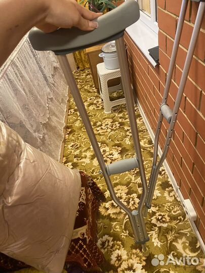 Костыли подмышечные