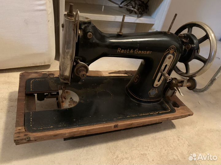 Швейная машина Rast & Gasser
