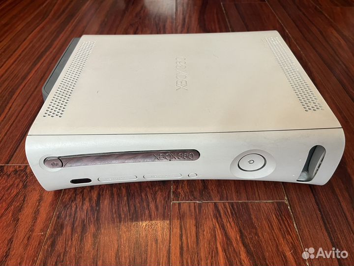 Приставка Xbox 360
