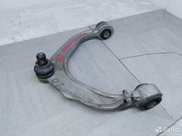 Рычаг передний левый верхний