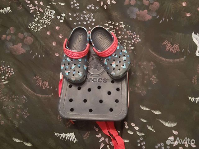 Рюкзак и тапки Crocs