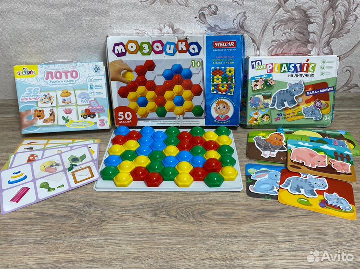 Развивающие игрушки для малышей пакетом