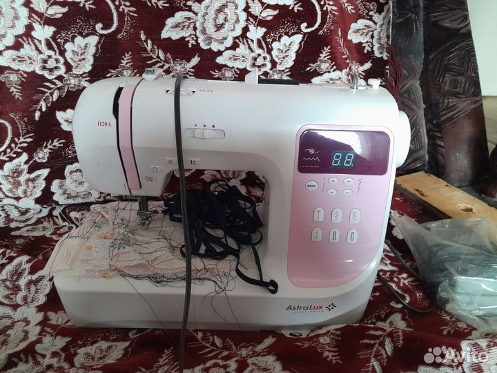 Швейная машина astralux