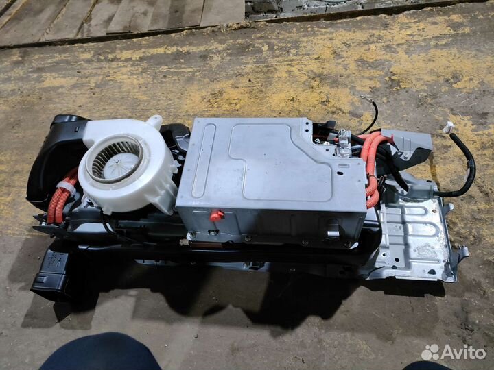 Высоковольтная батарея Toyota Sai AZK10, prius