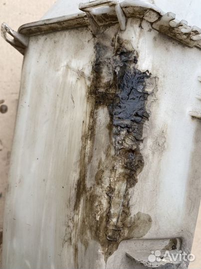 Бачок омывателя Kia Rio 3 / Hyundai Solaris