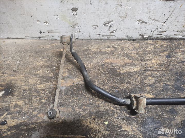 Стабилизатор задний Mercedes Benz W212 09-16г