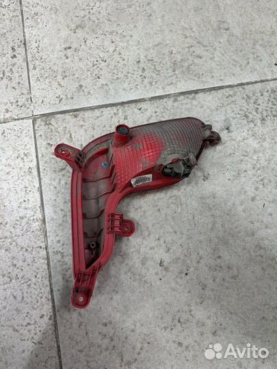 Противотуманные фонарь задний левый