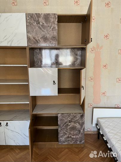 Шкаф с антресолью