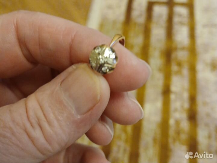 Золотое кольцо с бриллиантом СССР