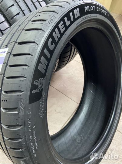 Michelin Pilot Sport 5 225/45 R19 и 255/40 R19