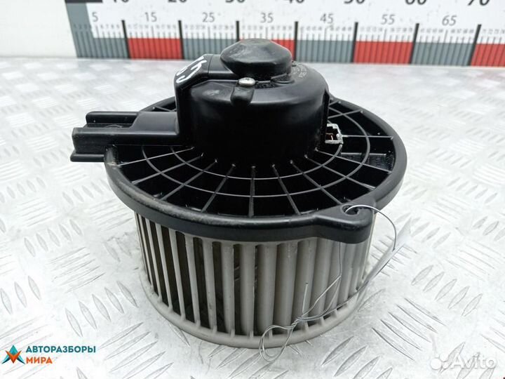 Моторчик печки Mazda 6 GG 2003 GJ6A61B10