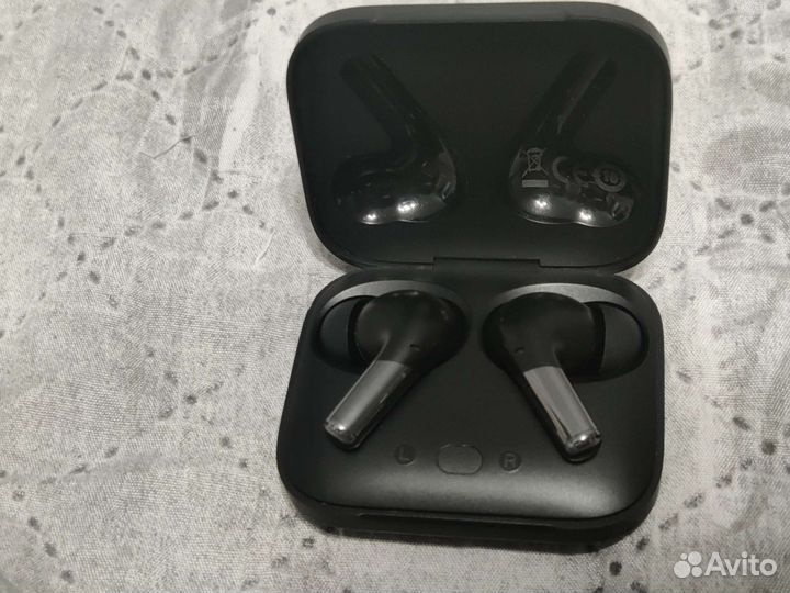 Беспроводные наушники OnePlus buds pro